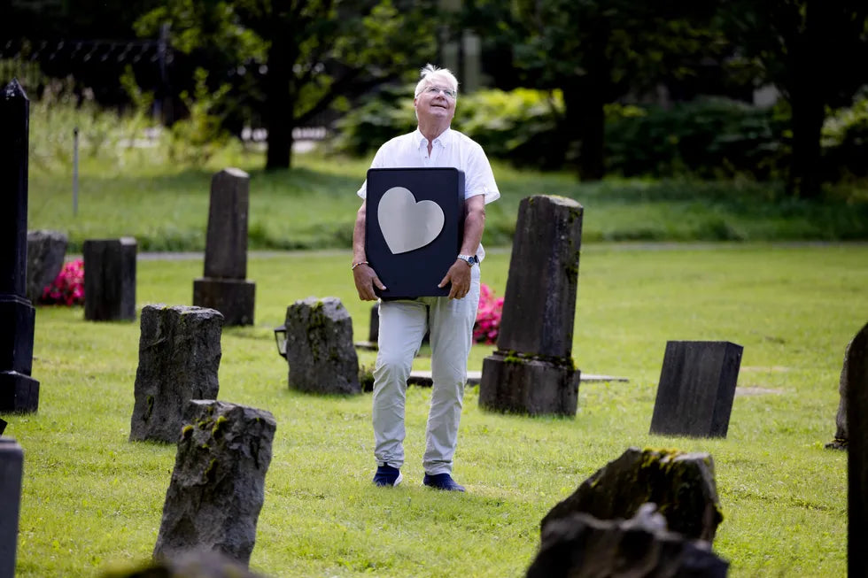 Fremtidens Gravstøtte: Lett, Sikker og Bærekraftig